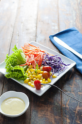 포토 JPG 해외이미지 접시 음식 백그라운드 포크 잎 다이어트 토마토 채소 오렌지 탁자 건강 옥수수 요리 사람없음 목재 컵 빨간색 초록색 노란색 우주 보라색 식사 저녁식사 당근 샐러드 흰색 신선 칼 정상 상추 먹기 날씬함 유기농 냅킨 양배추 내추럴 점심식사 채식주의자 해외202004 해외포토 나무 식물 식기 웰빙 컬러 가구 과일 재료 모션 곡류 뿌리채소 몸매 채식 파일형식 이미지허브