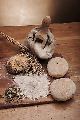 포토 JPG 해외이미지 식물 구름 전통 음식 빵 조각 백그라운드 다이어트 채소 과일 자연 탁자 하늘 아침 치즈 건조 파스타 건강 옥수수 씨앗 사람없음 목재 파란색 빛 갈색 주방 식사 빵집 맛 아침식사 상품 굽기 향수 준비 유기농 심플 밀가루 꿀 덩어리 작살 호밀 귀리 해외202004 해외포토 주간 자연요소 나무 웰빙 컬러 가구 컨셉 재료 유제품 곡류 서양음식 상점 화장품 가루 구이 생태계 파일형식 이미지허브