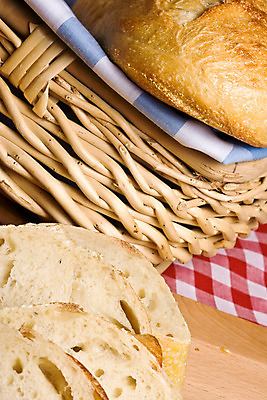 포토 JPG 해외이미지 음식 조각 건강 요리 사람없음 갈색 노란색 바구니 주방 식당 식사 저녁식사 빵집 껍질 흰색 신선 황금 아침식사 낟알 밀 굽기 먹기 반죽 덩어리 프랑스어 점심식사 번 해외202004 해외포토 문자 빵 컬러 모션 곡류 상점 구이 파일형식 이미지허브