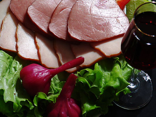 포토 JPG 해외이미지 채소 사람없음 와인 소시지 컨테이너 살라미 정물화 해외202004 해외포토 산업 주류 가공식품 그림 파일형식 이미지허브