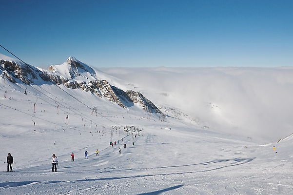 포토 JPG 해외이미지 구름 스포츠 여행 겨울 하늘 스키 산 건강 사람 경사 사람없음 태양 추위 최고 오스트리아 위험 휴양지 알프스 루트 해외202004 해외포토 자연요소 계절 유럽 컨셉 겨울스포츠 장소 파일형식 이미지허브