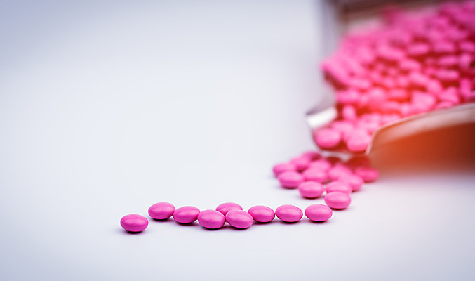 포토 JPG 해외이미지 행복 분홍색 백그라운드 컨셉 패턴 스트레스 쟁반 건강 사탕 사랑 사람없음 글로벌 알약 약 쌓기 초콜릿 흰색 원형 상품 작음 약국 처방 중독 조제 고립 돌봄 불면증 우울증 편두통 많음 카피스페이스 해외202004 해외포토 도형 감정 컬러 무늬 의학 모션 디저트 공백 고통 질병 크기 만들기 파일형식 이미지허브