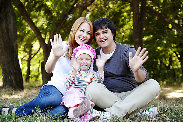 포토 JPG 해외이미지 백인 라이프스타일 공원 여자 딸 행복 어린이 가족 자연 엄마 함께함 3 선물 사랑 미소 웃음 사람 성인 야외 세명 친구 가을 아빠 해외202004 해외포토 서양인 계절 공공시설 감정 컨셉 관계 표정 생활 생태계 파일형식 이미지허브