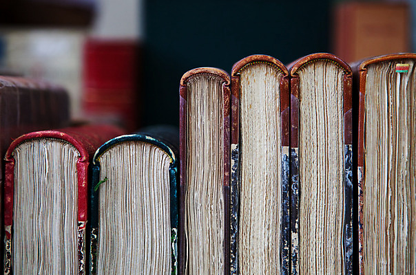 포토 JPG 해외이미지 사람없음 책 독서 골동품 문학 페이지 해외202004 해외포토 파일형식 이미지허브