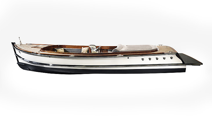 포토 JPG 해외이미지 라이프스타일 호수 2 교통시설 유리 뿔 사람없음 야외 목재 세로 물 금속 침묵 수확 도구 보트 닫기 지시 묘사 오브젝트 각도 트럼펫 모터보트 계기판 해외202004 해외포토 자연요소 나무 교통 농업 배_교통 재료 모션 재질 생활 소리 금관악기 시설 파일형식 이미지허브