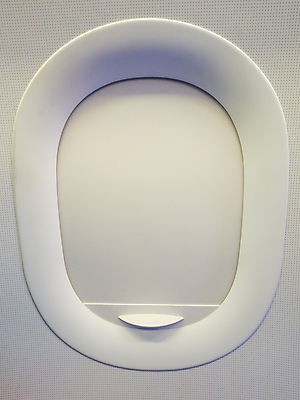 포토 JPG 해외이미지 디자인 응시 여행 백그라운드 비즈니스 창문 교통시설 유리 비행기 실내 사람없음 내부 흰색 플라스틱 오브젝트 싱글 상업 제트기 대패 엘리먼트 해외202004 해외포토 시선 컬러 교통 항공교통 재질 대중교통 시설 파일형식 이미지허브