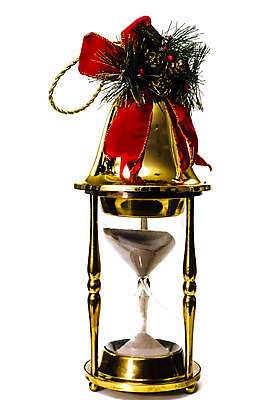 포토 JPG 해외이미지 전통 계절 리본 모래 백그라운드 컨셉 크리스마스 휴가 기념 아이디어 사람없음 장식 달리기 금속 축제 장비 수확 종 흰색 기구 축하 시간 황금 모래시계 측정 활 흰배경 복고 통과 타이머 고립 마감 마무리 분 옛날 카운트다운 해외202004 해외포토 기념일 시계 컬러 농업 모션 재질 파일형식 이미지허브