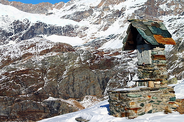 포토 JPG 해외이미지 구름 유럽 종교 십자가 겨울 하늘 스키 산 풍경 사람없음 이탈리아 알프스 절정 해외202004 해외포토 자연요소 계절 나라 겨울스포츠 파일형식 이미지허브