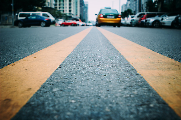 포토 JPG 해외이미지 도로 비즈니스 교통시설 자동차 거리 사람없음 노란색 중국 도시 택시 베이징 시티라이프 해외202004 해외포토 라이프스타일 아시아 길 육상교통 컬러 교통 승용차 시설 파일형식 이미지허브