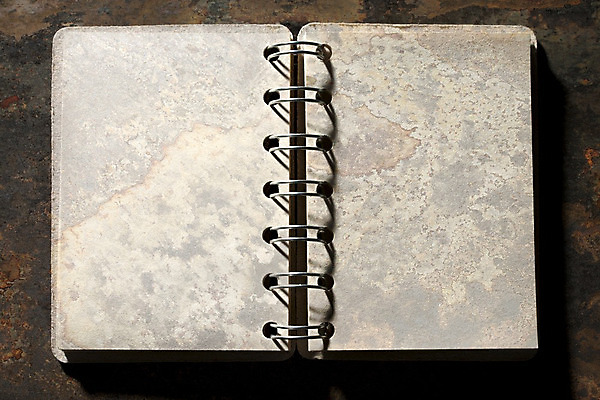 포토 JPG 해외이미지 템플릿 1 접시 디자인 종이 백그라운드 새로움 나선형 그림자 사람없음 사무실 갈색 금속 다이어리 쪽지 공책 공백 회색 흰색 반지 얼룩 오픈 메시지 작음 철 편지지 부식 싱글 질감 문서 부드러움 페이지 철사 시트 패드 고립 옛날 조언 철강 목차 해외202004 해외포토 식기 컬러 컨셉 무늬 비즈니스 장신구 재질 문구용품 사무용품 감각 크기 편지 파일형식 이미지허브