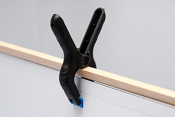 포토 JPG 해외이미지 1 백그라운드 스트레스 집게 손잡이 사람없음 가로 검은색 장비 흰색 공구 잡기 플라스틱 오브젝트 싱글 잠금 클립 슛 언론 바인더 펜치 턱 고립 보유 압력 제어 조이기 짜기 해외202004 해외포토 컬러 모션 재질 사무용품 도구 보안 파일형식 이미지허브