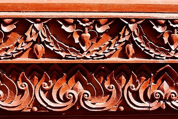 포토 JPG 해외이미지 전통 아시아 문화 조각 패턴 불교 태국 미술 사람없음 목재 장식 갈색 골동품 기둥 업무 황금 고급 심볼 대나무 묘사 강렬 옛날 핸드메이드 해외202004 해외포토 나무 건축 나라 종교 컬러 컨셉 무늬 재료 문화예술 작업 파일형식 이미지허브