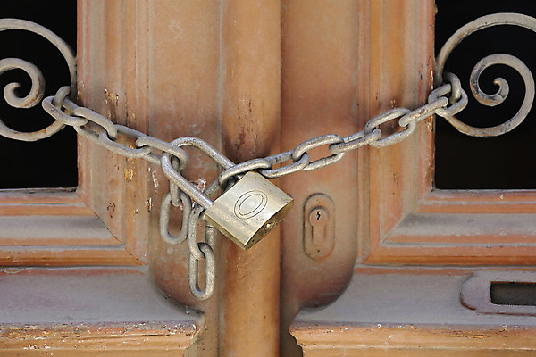 포토 JPG 해외이미지 자물쇠 안전 사람없음 문 쇠사슬 잠금 보안 해외202004 해외포토 파일형식 이미지허브