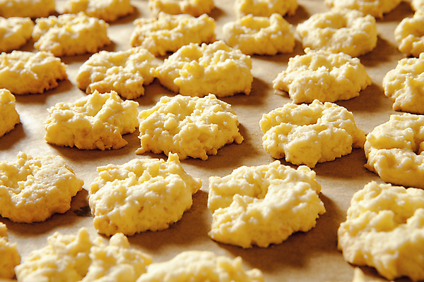 포토 JPG 해외이미지 접시 음식 크리스마스 사람없음 주방 달콤 굽기 페스츄리 핸드메이드 해외202004 해외포토 식기 기념일 빵 맛 구이 파일형식 이미지허브