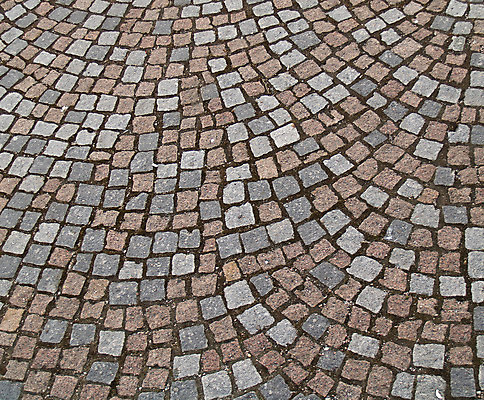 포토 JPG 해외이미지 모양 외관 도로 백그라운드 패턴 포장 건축양식 표면 추상 벽돌 거리 바닥 사람없음 야외 건물 세트 블록 회색 조약돌 도시 거친 보행자 플랫 타일 질감 정사각형 시멘트 장면 땅바닥 줄서기 효과 해외202004 해외포토 도형 건축물 건축 길 컬러 무늬 교통시설 모션 돌_바위 파일형식 이미지허브