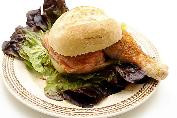 포토 JPG 해외이미지 접시 음식 잎 채소 뼈 파슬리 육류 사람없음 치킨 샐러드 먹기 허브 피부 흰배경 매움 날것 롤 해외202004 해외포토 식물 식기 백그라운드 식재료 모션 신체부위 흰색 맛 닭고기요리 파일형식 이미지허브