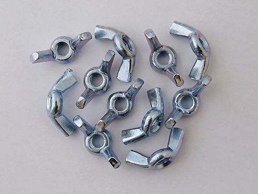 포토 JPG 해외이미지 그릇 날개 사람없음 금속 견과류 흰색 나사 업무 실 연결 잠금 고정 정비공 국회 건축업자 고립 아연 해외202004 해외포토 식기 건축 컬러 재질 공구 작업 기술자 보안 영양소 파일형식 이미지허브