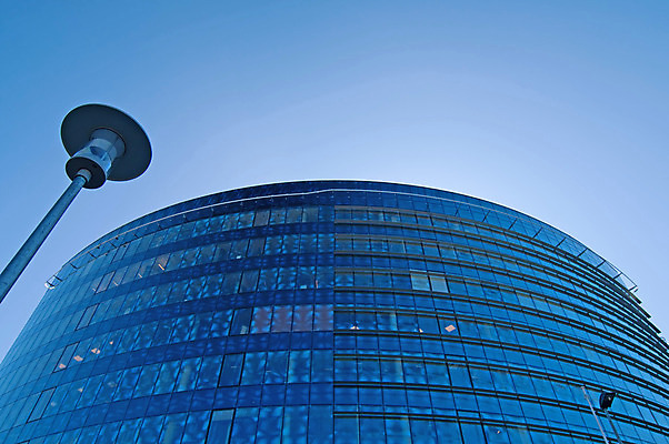 포토 JPG 해외이미지 주간 여행 회사 비즈니스 건축양식 유리 하늘 기술 사람없음 건물 금융 파란색 도시풍경 사무실 탑 고층빌딩 도시 도심 건축가 큼 각도 지역 해외202004 해외포토 자연요소 직업 건축물 건축 컬러 재질 풍경 빌딩 경제 크기 파일형식 이미지허브