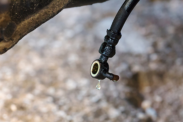 포토 JPG 해외이미지 선 백그라운드 부분 자동차 새로움 프레임 사람없음 컬러풀 갈색 금속 검은색 봄 수확 벨트 가을 흰색 도구 상품 망치 브레이크 부식 복고 함선 보케 점토 호스 고무 유지 벌거벗은 옛날 자동 중고 철강 해외202004 해외포토 잡화 계절 육상교통 컬러 컨셉 농업 배_교통 재질 공구 파일형식 이미지허브