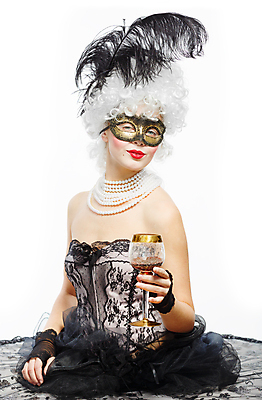 포토 JPG 해외이미지 헤어스타일 드레스 옷 인형 목걸이 유리 휴가 왕관 가면 한명 사람 유행 케이크 와인 코트 황금 고급 가발 복고 머리장식 베네치아 여왕 깃털펜 르네상스 연지 웅장함 유아독존 코르셋 스타일 해외202004 해외포토 1 컨셉 장신구 재질 디저트 주류 장식 펜 이탈리아 외투 파일형식 이미지허브