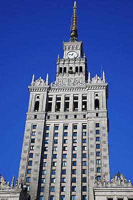 포토 JPG 해외이미지 유럽 겨울 건축양식 하늘 사람없음 건물 파란색 도시풍경 사무실 고층빌딩 도시 도심 시티라이프 스카이라인 동유럽 폴란드 유럽연합 바르샤바 해외202004 해외포토 라이프스타일 건축물 계절 건축 나라 컬러 비즈니스 풍경 빌딩 파일형식 이미지허브