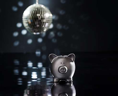 포토 JPG 해외이미지 음악 컨셉 패턴 공 추상 휴가 휴식 바닥 매달리기 미소 사람없음 장식 빛 반사 파티 검은색 봄 기쁨 거울 돼지저금통 축하 춤 원형 은색 야간 심볼 사인 클럽 싱글 디스코 밀짚모자 문학 광 단절 여의주 유흥 해외202004 해외포토 자연요소 도형 모자_잡화 계절 감정 컬러 무늬 모션 문화예술 표정 이벤트 저금통 파일형식 이미지허브