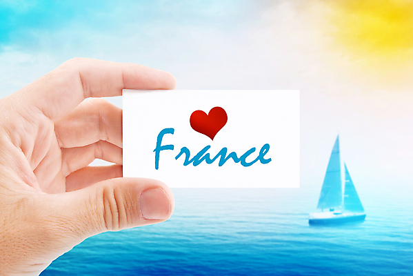 포토 JPG 해외이미지 백인 손 계절 남자 유럽 바다 여행 요트 휴가 휴식 항해 한명 사람 해변 햇빛 태양 여행객 맑음 프랑스 잡기 신용카드 보트 지중해 추천 방문 예약 프랑스어 해외202004 해외포토 자연요소 서양인 문자 1 나라 컨셉 배_교통 모션 날씨 신체부위 금융 파일형식 이미지허브