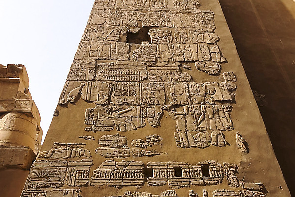 포토 JPG 해외이미지 모양 모래 벽돌 이집트 사람없음 건물 여름 파란색 태양 페인트 활발 사막 바위 무덤 수학 역사 기자 큼 땅 심볼 묘사 사인 호기심 그림 피라미드 먼지 안심 천연기념물 상형문자 옛날 카이로 해외202004 해외포토 자연요소 직업 문자 건축물 계절 감정 컬러 컨셉 교과목 아프리카 육류 돌_바위 크기 랜드마크 파일형식 이미지허브