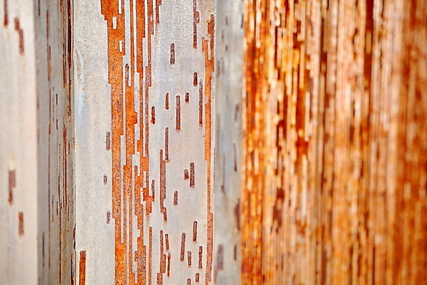 포토 JPG 해외이미지 산업 벽 백그라운드 패턴 표면 추상 사람없음 빨간색 빛 울타리 갈색 금속 손상 수확 거친 은색 철 묘사 부식 질감 골절 그런지 옛날 철강 아연 해외202004 해외포토 컬러 컨셉 무늬 농업 의학 재질 담장 영양소 파일형식 이미지허브