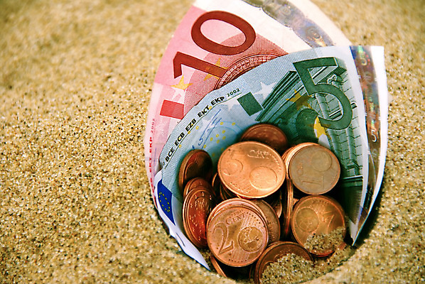 포토 JPG 해외이미지 유럽 백그라운드 지폐 돈 비즈니스 사람없음 금융 경제 컬러풀 세계 글로벌 쪽지 기계 유로 절약 시장 가격 배열 계산서 계좌 관심 세금 예산 위기 해외202004 해외포토 나라 컬러 컨셉 재산 파일형식 이미지허브