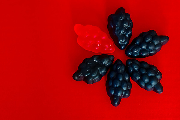 포토 JPG 해외이미지 열매 음식 다이어트 과일 포도 디저트 건강 사탕 사람없음 빨간색 여름 검은색 흰색 아기 신선 달콤 유기농 산딸기 블랙베리 고립 마멀레이드 숙성 해외202004 해외포토 식물 웰빙 계절 컬러 사람 맛 잼 파일형식 이미지허브