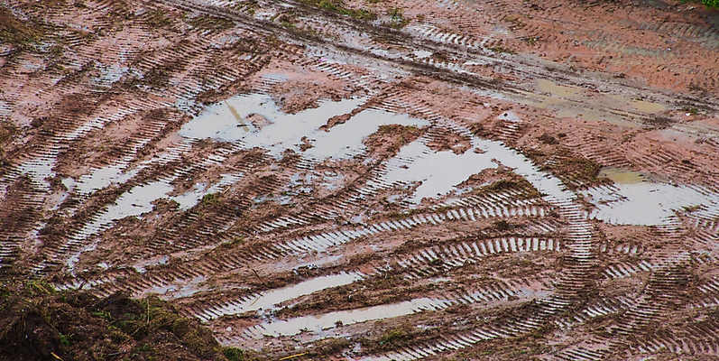 포토 JPG 해외이미지 사람없음 건물 습기 젖음 진흙 땅바닥 해외202004 해외포토 건축물 바닥 파일형식 이미지허브