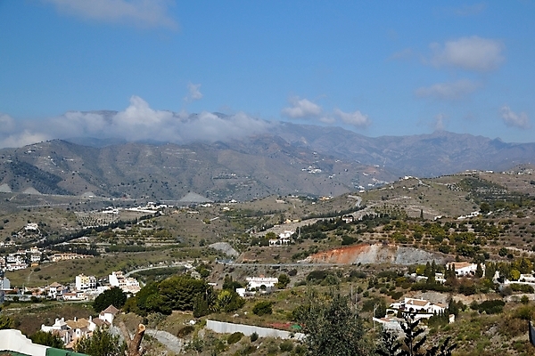 포토 JPG 해외이미지 유럽 파도 바다 여행 하늘 휴가 휴식 산 주택 파노라마 풍경 사람없음 야외 여름 파란색 태양 시골 도시 스페인 지중해 스페인어 안달루시아 철책 터키석 해외202004 해외포토 자연요소 계절 나라 컬러 컨셉 촬영기법 건물 보석 파일형식 이미지허브