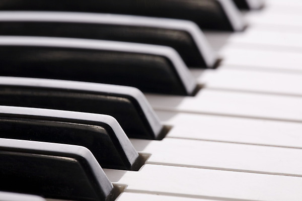 포토 JPG 해외이미지 음악 열쇠 사람없음 검은색 흰색 기구 키보드 오르간 뮤지컬 해외202004 해외포토 컬러 문화예술 건반악기 파일형식 이미지허브