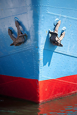 포토 JPG 해외이미지 바다 여행 낚시 항해 사람없음 파란색 항구 어선 보트 프로펠러 포트 닻 발트해 옛날 해외202004 해외포토 컬러 배_교통 교통시설 레저 북유럽 파일형식 이미지허브