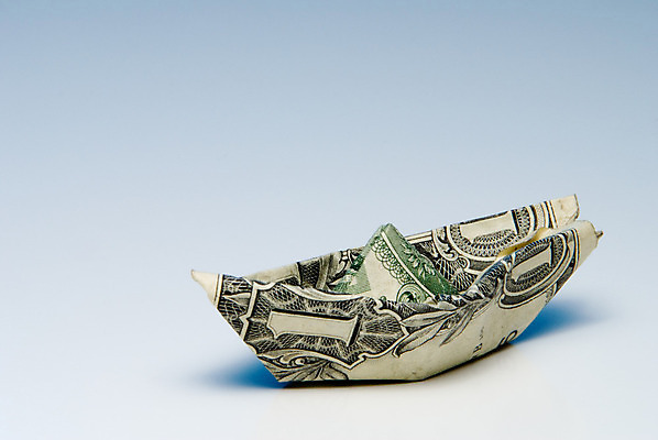 포토 JPG 해외이미지 종이 바다 여행 돈 요트 비즈니스 교통시설 성공 항해 사람없음 물 금융 경제 세일 달러 저축 보트 재산 크루즈 심볼 투자 계산서 파산 대출 빚 세금 수입 해외202004 해외포토 자연요소 교통 컨셉 배_교통 시설 파일형식 이미지허브